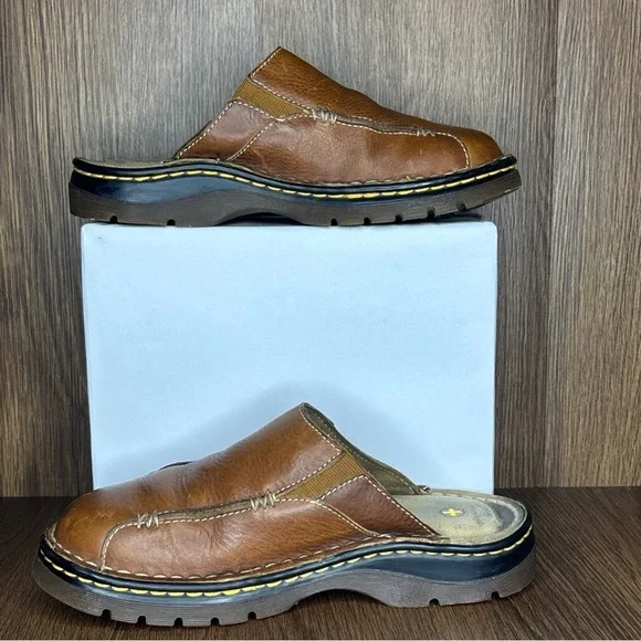 Dr. Martens VTG Brown Leather Unisex Slip-Ons - Picture 3 of 9